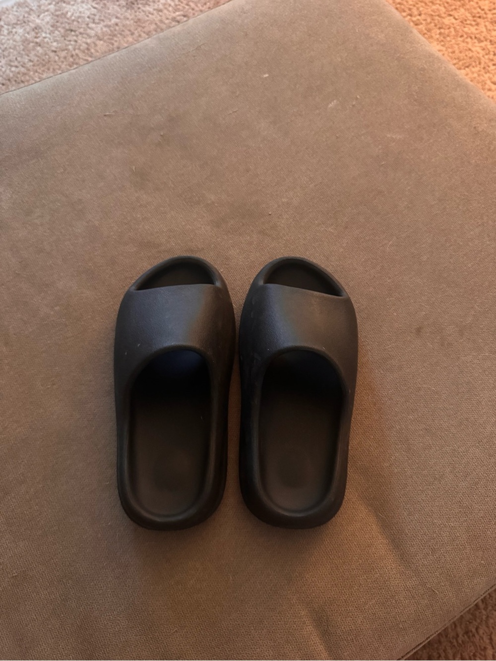 Yeezy Slides
